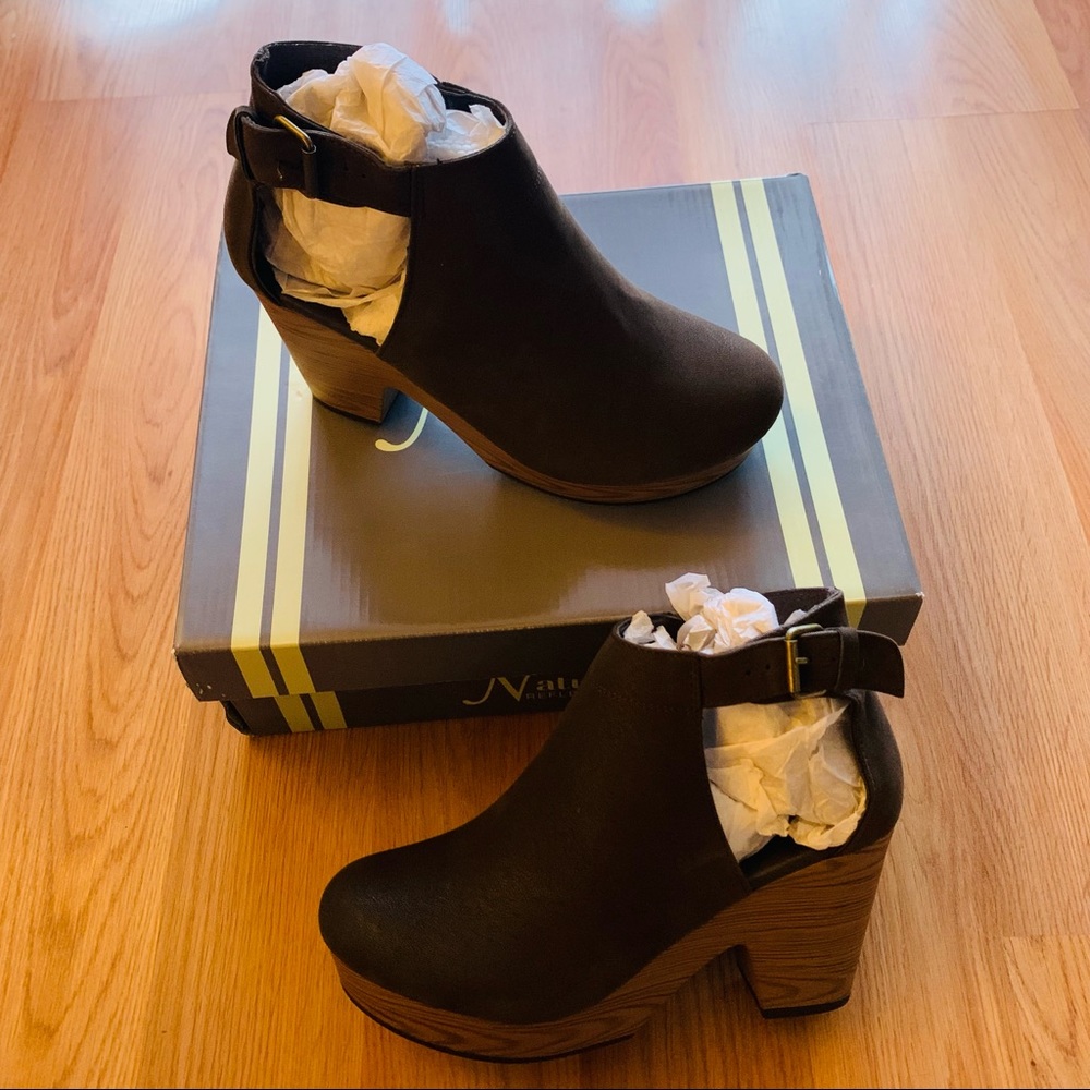 Wedge shoes